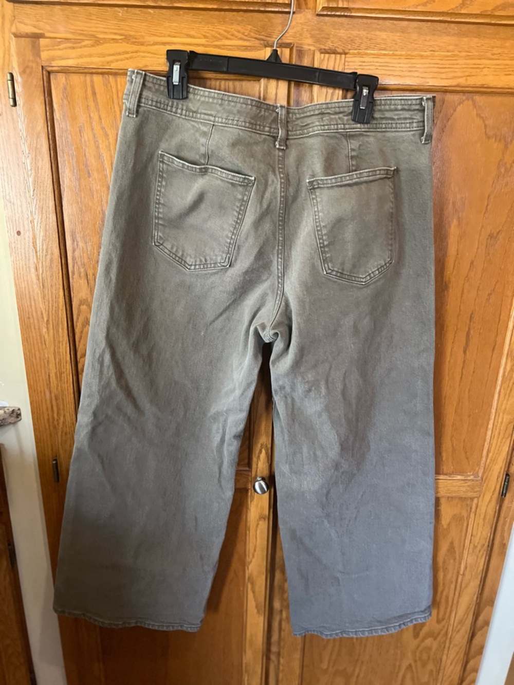 Universal Thread Sailor Wide Leg Ankle Jeans - Picture 4 of 11